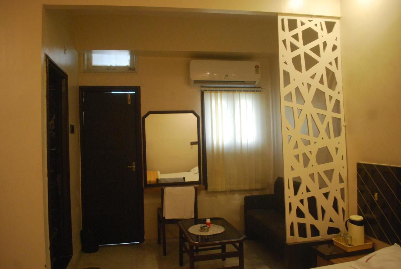 Hotel New Sunder Indore Esterno foto